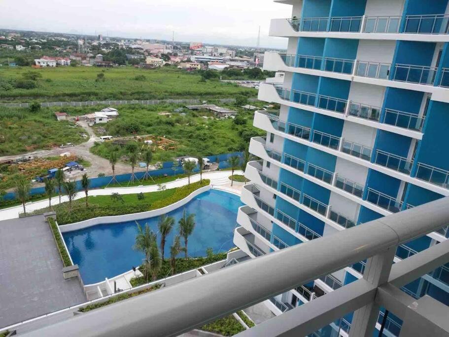 1Bedroom Unit At Azure North With Netflix Up To 6Pax San Fernando  Exteriér fotografie
