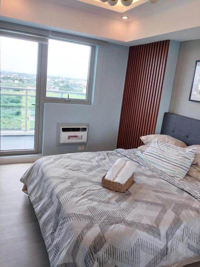 1Bedroom Unit At Azure North With Netflix Up To 6Pax San Fernando  Exteriér fotografie